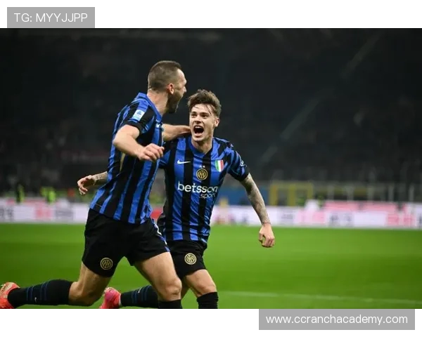 一日意甲动向：阿莱格里助米兰回归昔日模式，罗马又领跑意甲